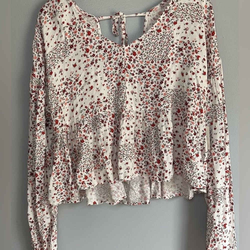 Arizona Love Red and White Floral Blouse